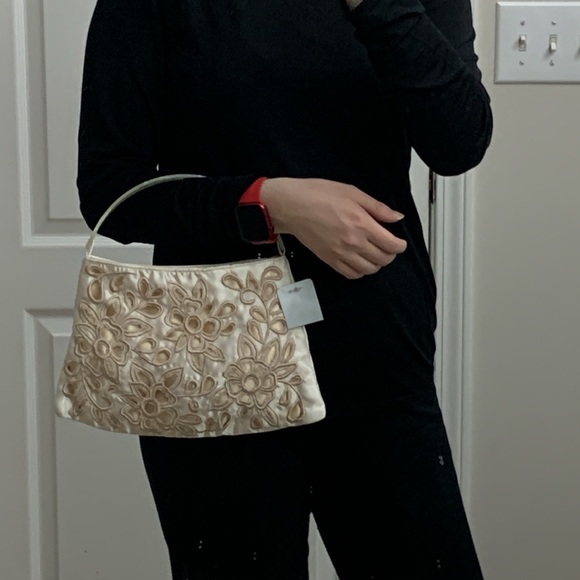 Opal / Marble Handle and Silk / Nylon Embroidered Night Out Bag - Picture 10 of 16